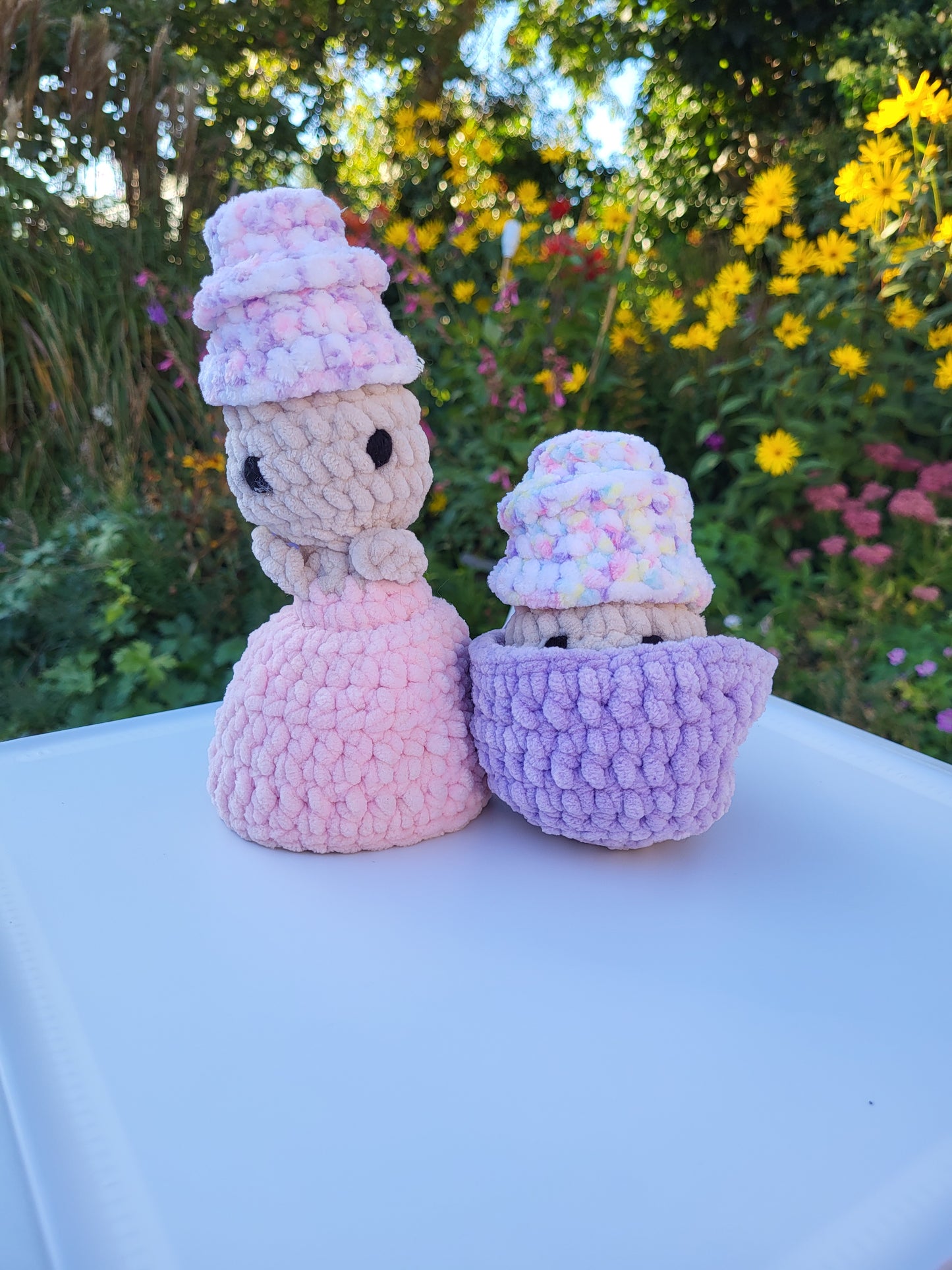 Cup Cake Transforming Doll