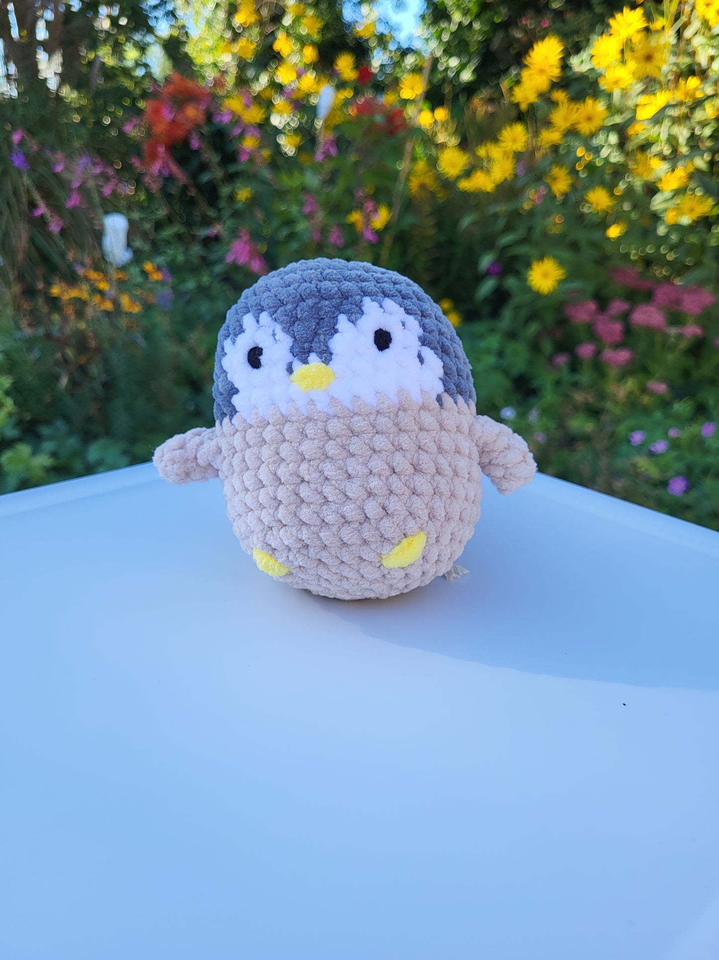 Chubby Penguin - Rooporium